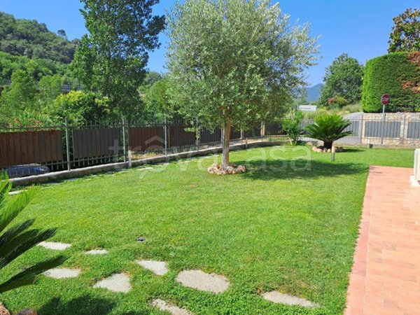 casa indipendente in vendita a Villanova d'Albenga