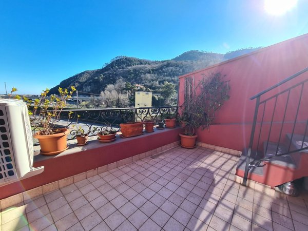 casa semindipendente in vendita a Villanova d'Albenga