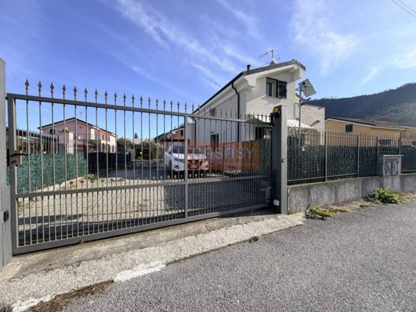 casa indipendente in vendita a Villanova d'Albenga