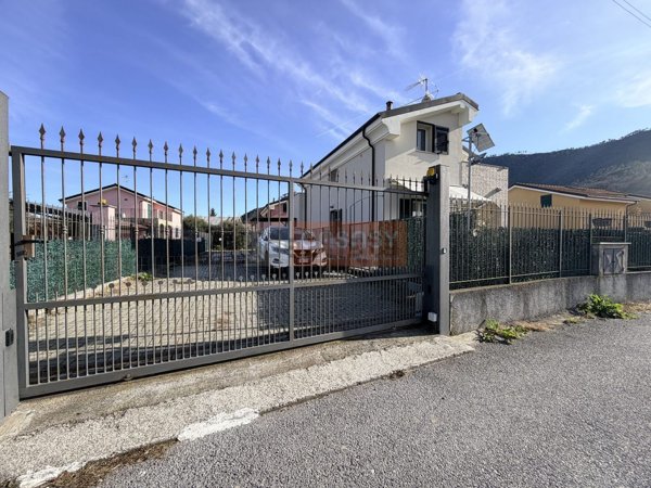 casa indipendente in vendita a Villanova d'Albenga