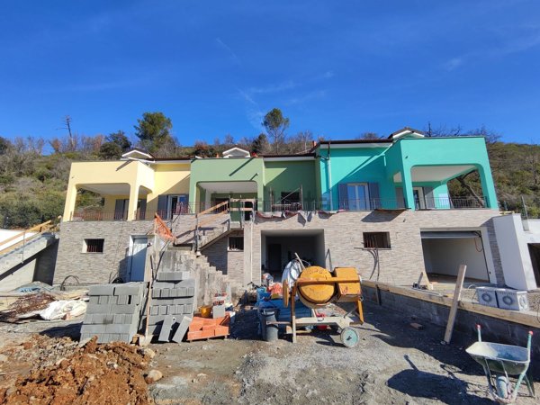 casa indipendente in vendita a Villanova d'Albenga