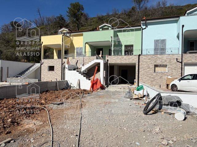 casa indipendente in vendita a Villanova d'Albenga in zona Coasco