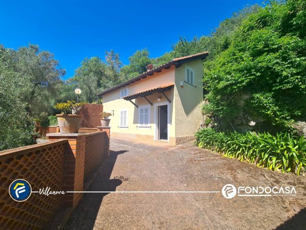 casa indipendente in vendita a Villanova d'Albenga in zona Bossoleto