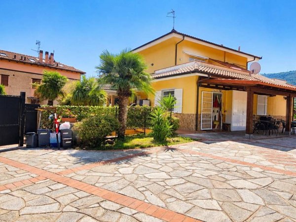 casa indipendente in vendita a Villanova d'Albenga in zona Coasco