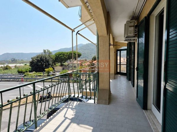 appartamento in vendita a Villanova d'Albenga in zona Coasco
