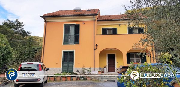casa indipendente in vendita a Zuccarello