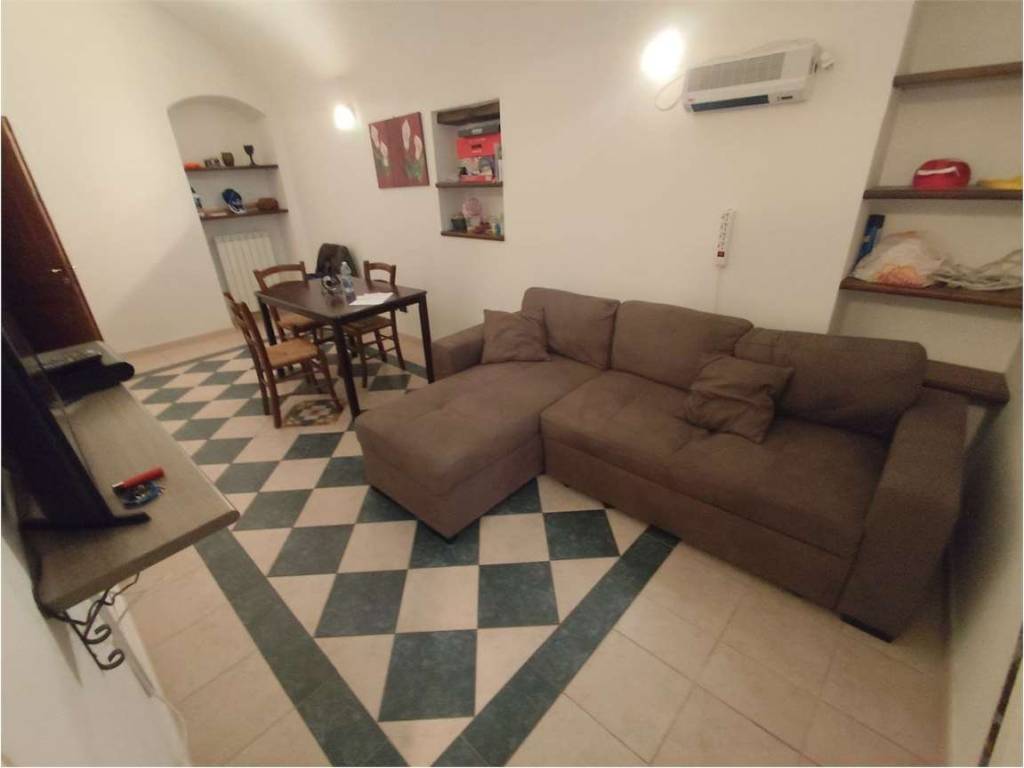 casa indipendente in vendita a Zuccarello