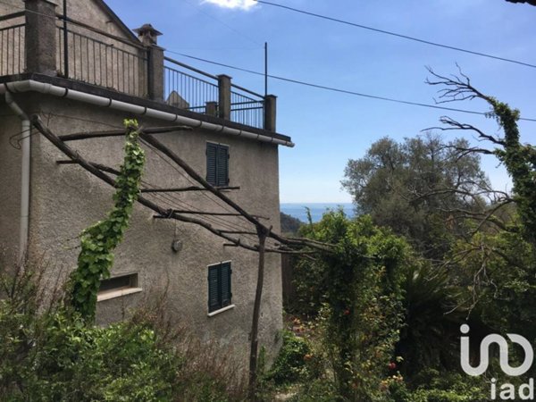casa indipendente in vendita ad Arenzano
