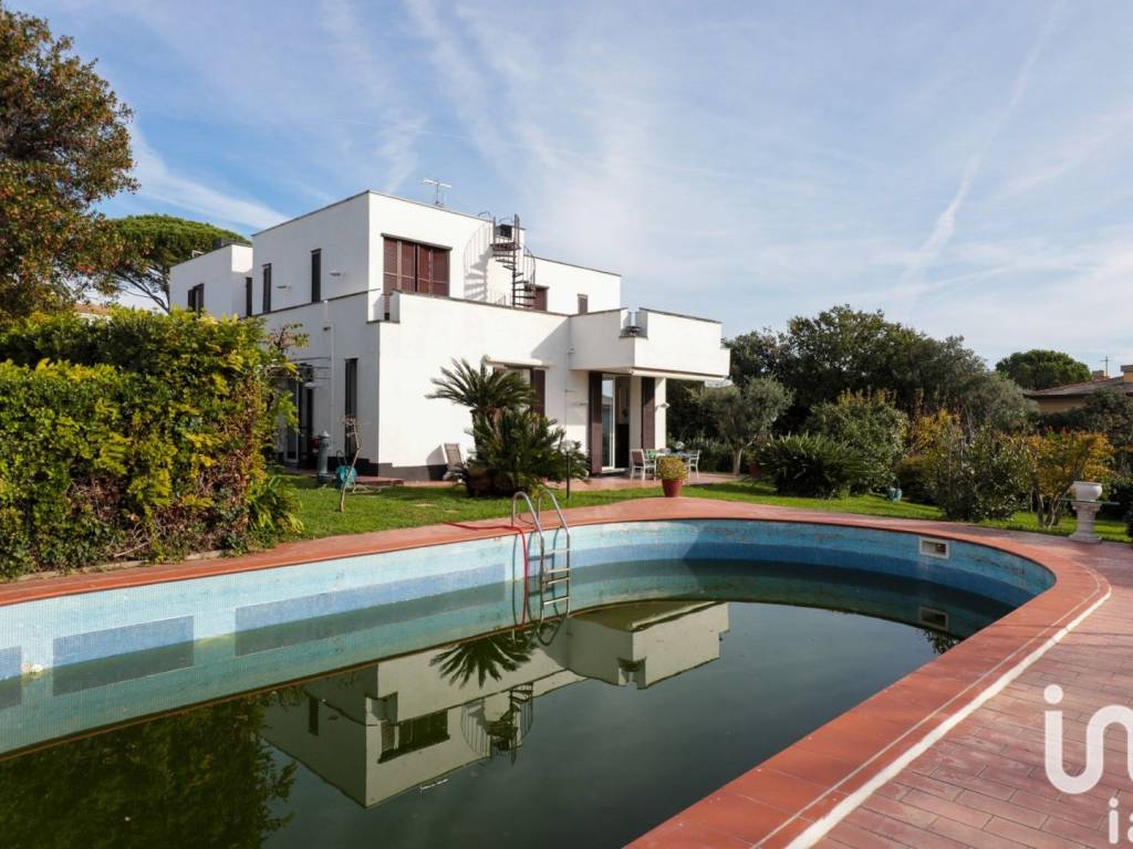 casa indipendente in vendita ad Arenzano