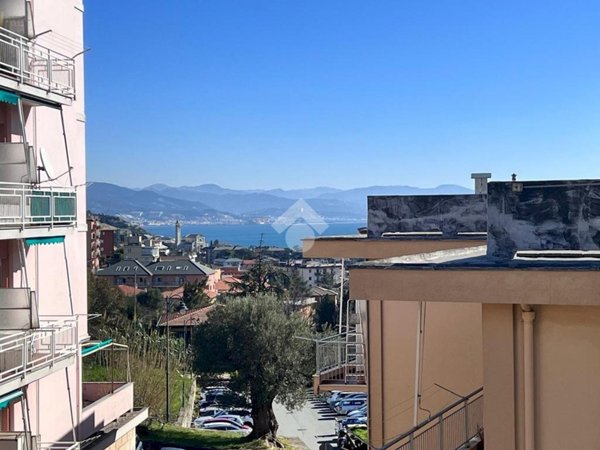 appartamento in vendita ad Arenzano in zona Terralba