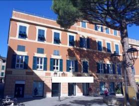 negozio in vendita ad Arenzano