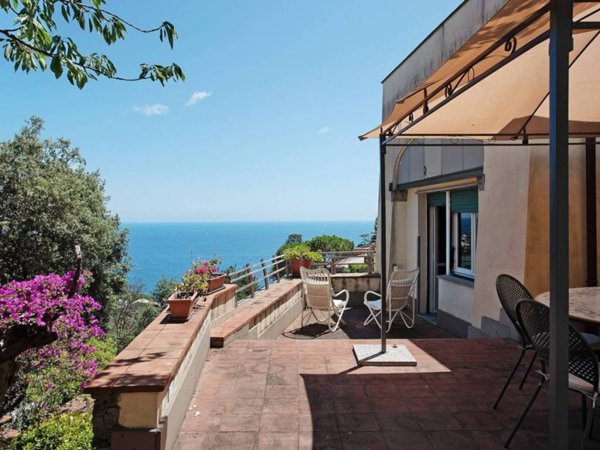 casa indipendente in vendita ad Arenzano