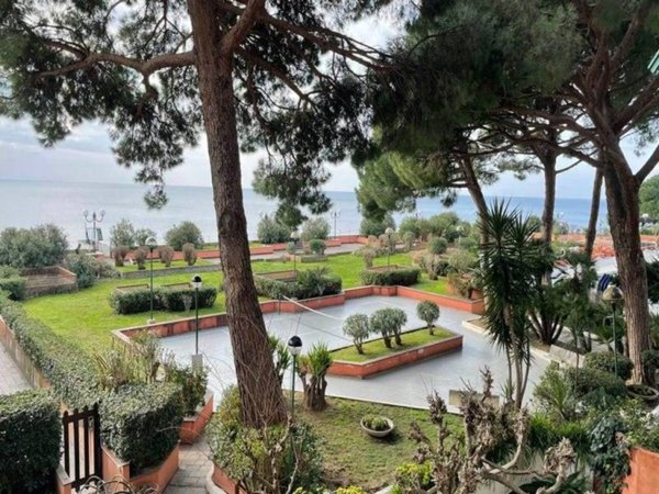 appartamento in vendita ad Arenzano