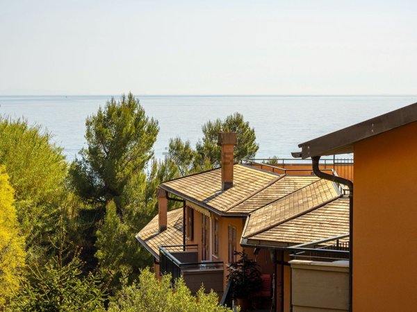 appartamento in vendita ad Arenzano