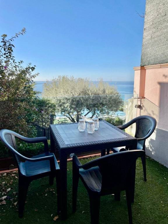 appartamento in vendita ad Arenzano