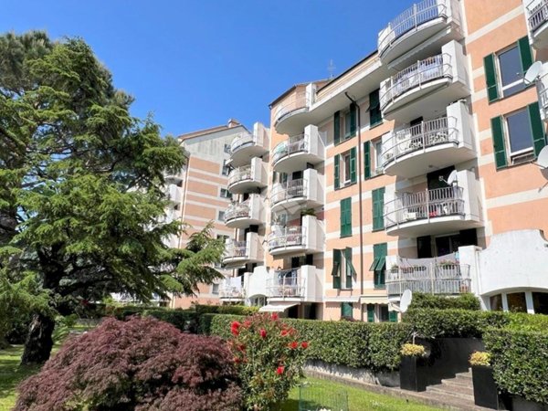 appartamento in vendita ad Arenzano in zona Terralba