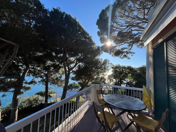 appartamento in vendita ad Arenzano
