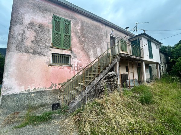 casa indipendente in vendita ad Arenzano