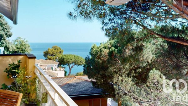 appartamento in vendita ad Arenzano