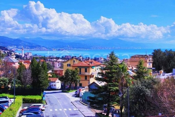 appartamento in vendita ad Arenzano in zona Terralba