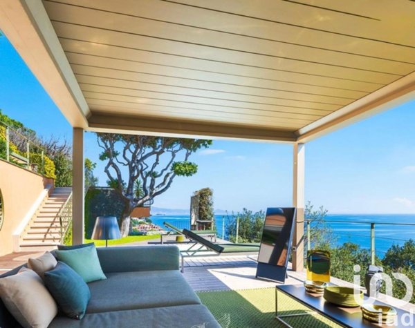 casa indipendente in vendita ad Arenzano