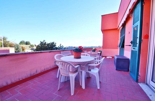 appartamento in vendita ad Arenzano in zona Terralba