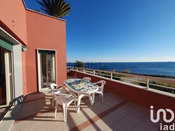 appartamento in vendita ad Arenzano