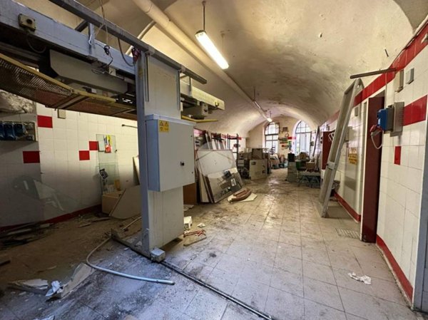 negozio in vendita ad Arenzano