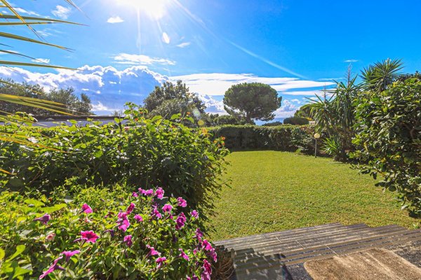 casa indipendente in vendita ad Arenzano