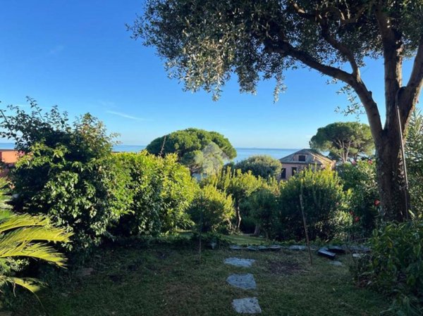 appartamento in vendita ad Arenzano