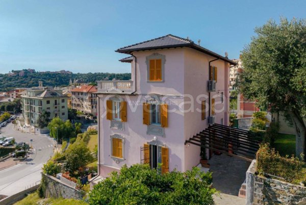 appartamento in vendita ad Arenzano in zona Terralba
