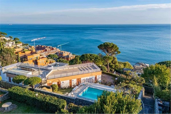 casa indipendente in vendita ad Arenzano