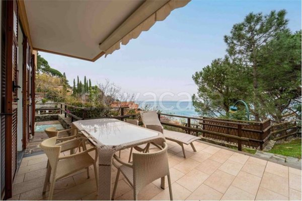 appartamento in vendita ad Arenzano