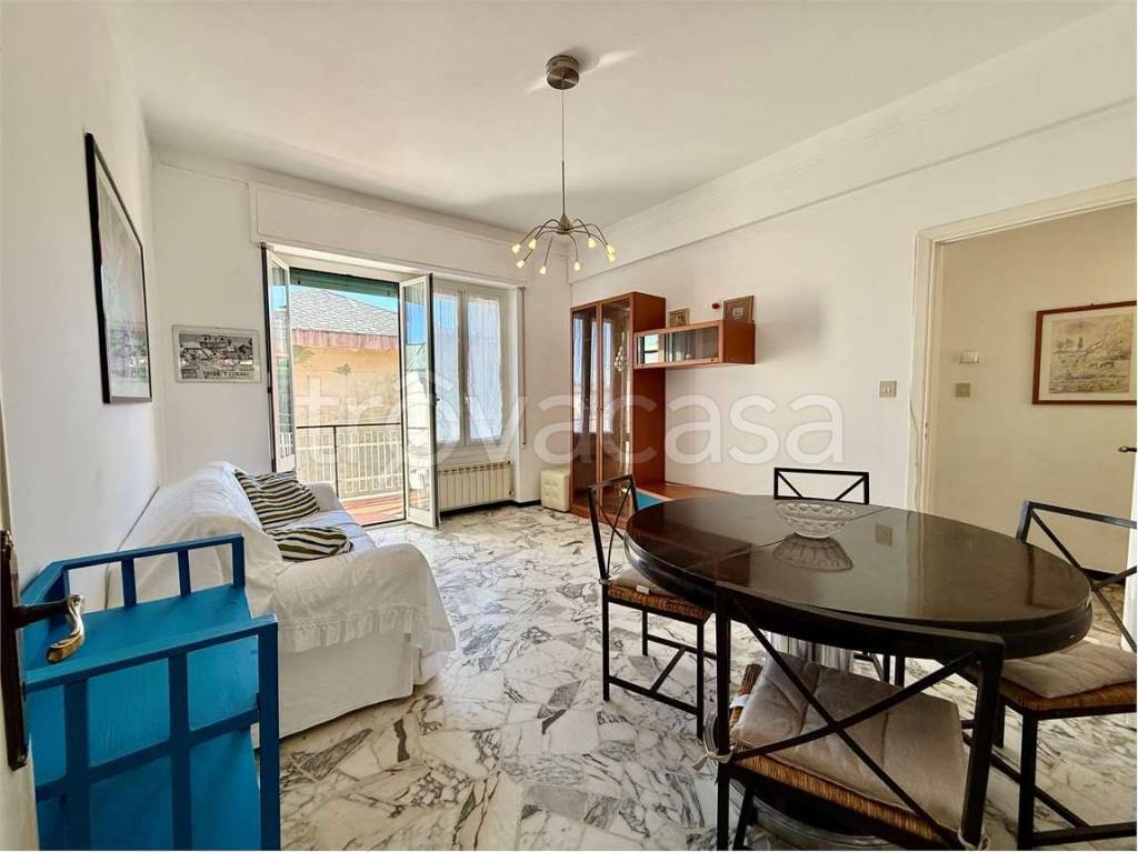 appartamento in vendita ad Arenzano in zona Terralba