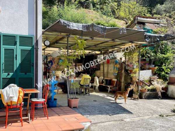 casa indipendente in vendita ad Arenzano