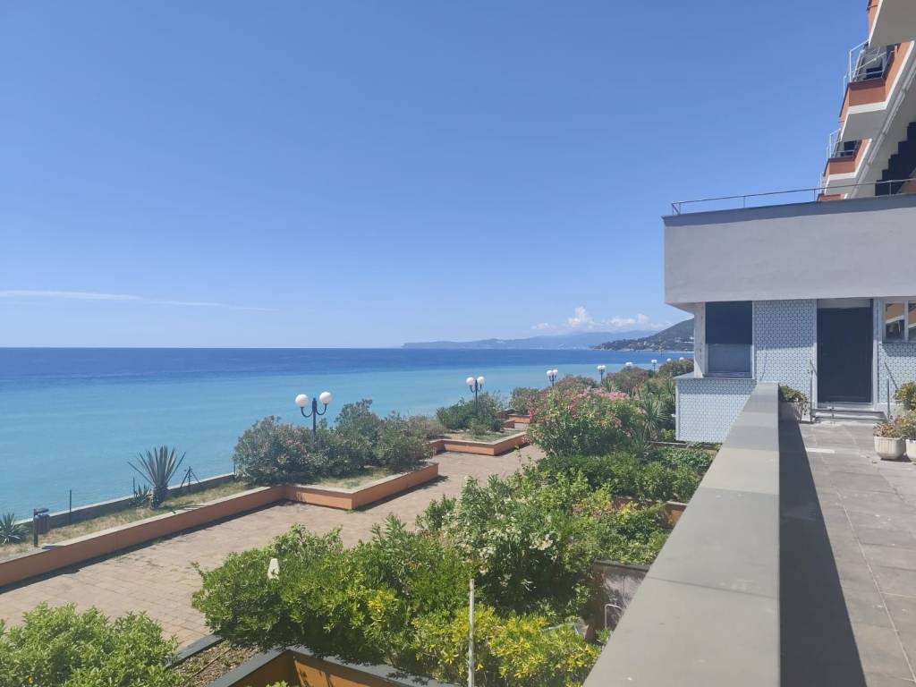 appartamento in vendita ad Arenzano