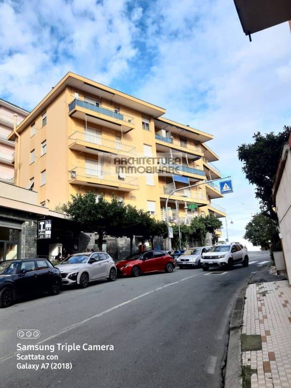 appartamento in vendita ad Arenzano in zona Terralba