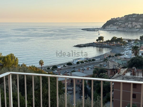 appartamento in vendita ad Arenzano