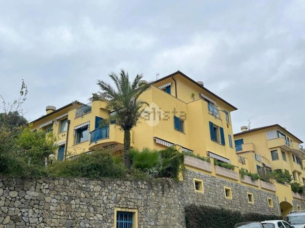 appartamento in vendita ad Arenzano in zona Terralba