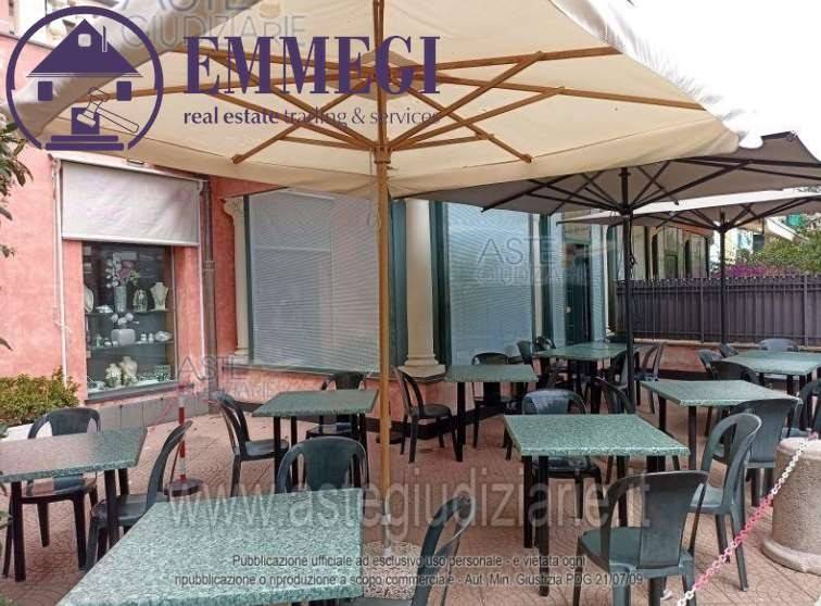 negozio in vendita ad Arenzano