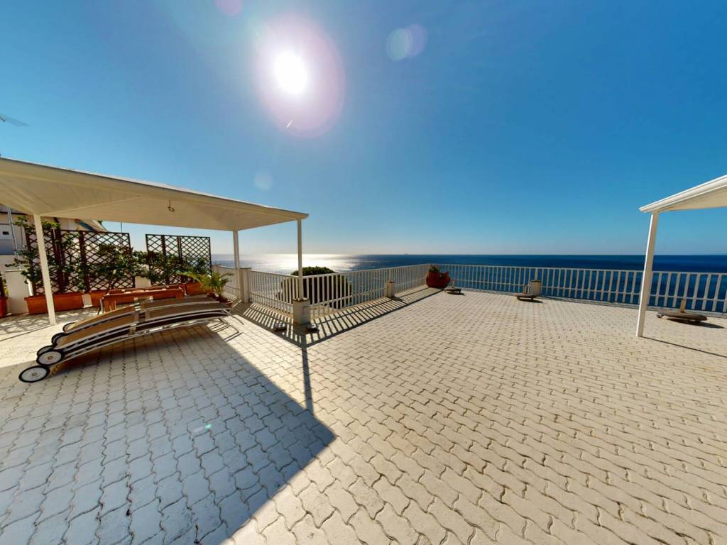 appartamento in vendita ad Arenzano