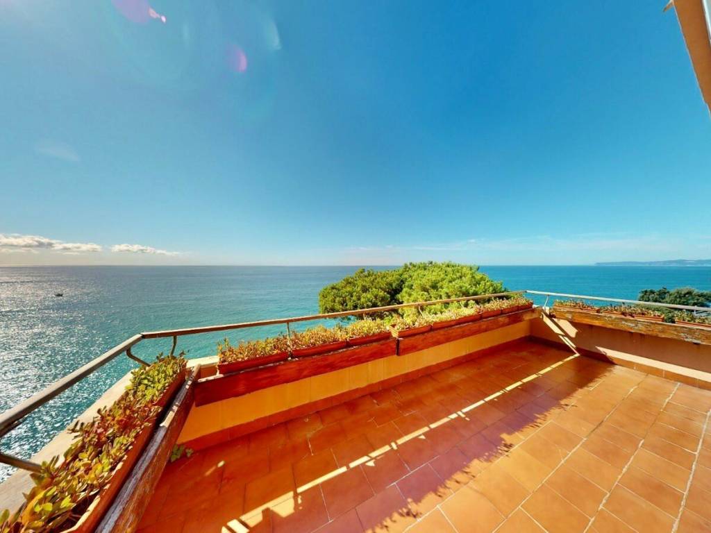 appartamento in vendita ad Arenzano