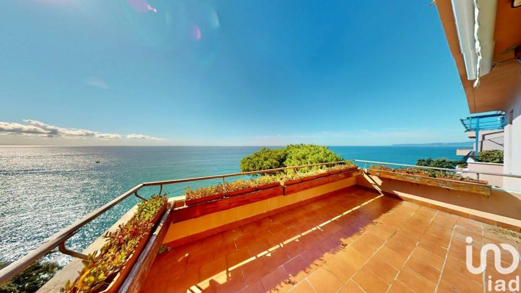 appartamento in vendita ad Arenzano