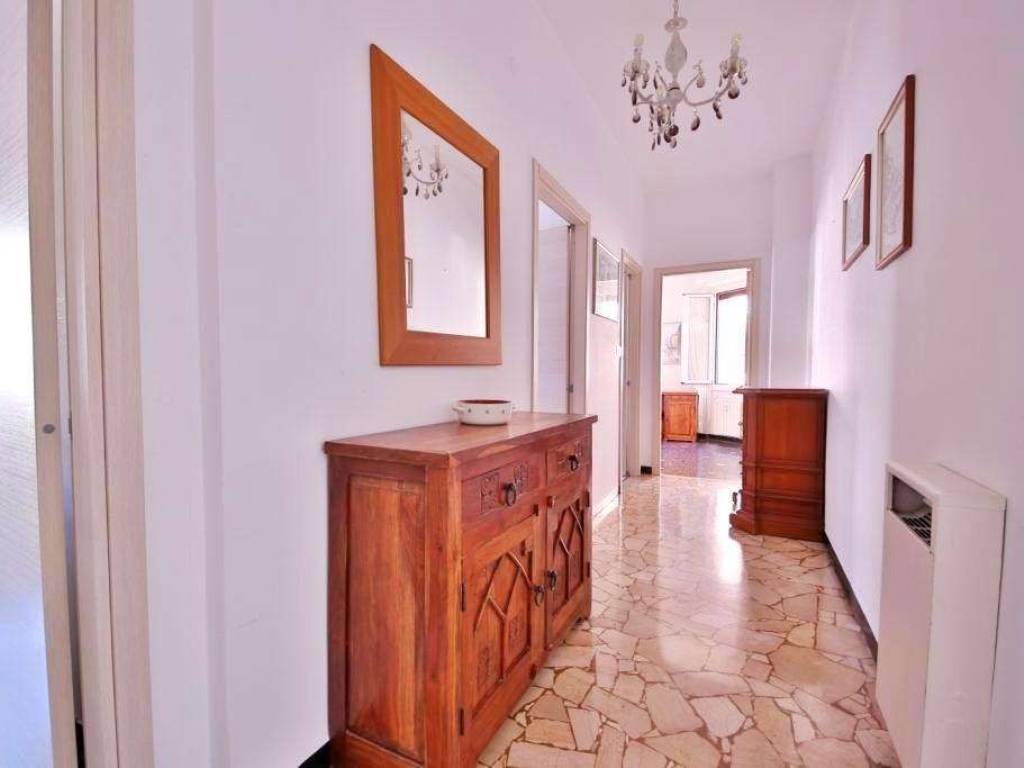 appartamento in vendita ad Arenzano in zona Terralba