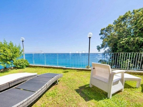 appartamento in vendita ad Arenzano