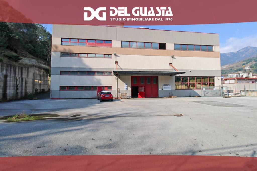 capannone in vendita ad Arenzano