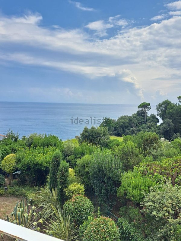 appartamento in vendita ad Arenzano