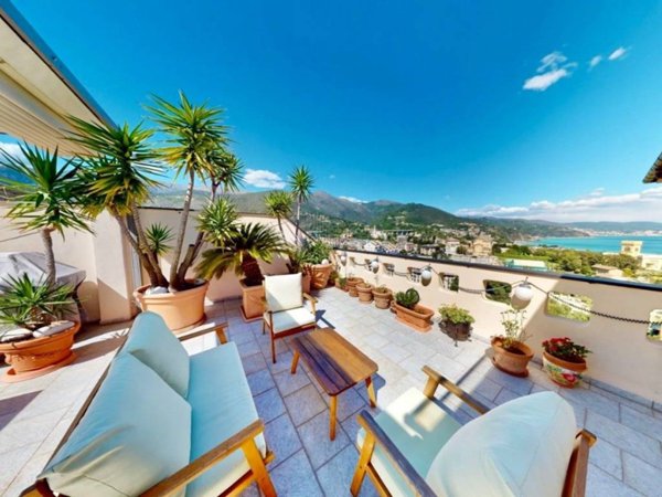 appartamento in vendita ad Arenzano