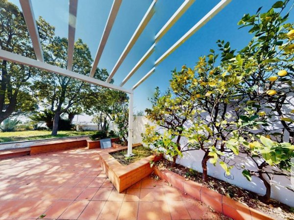 casa indipendente in vendita ad Arenzano