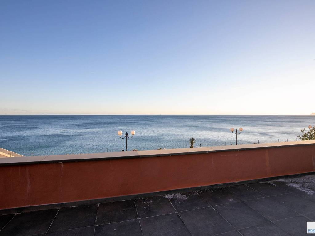 appartamento in vendita ad Arenzano